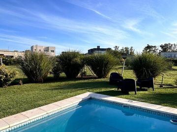 Venta Casa Pilar del Este Santa Elena
