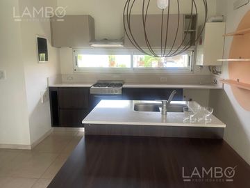 Venta Casa Pilar del Este Santa Elena
