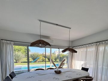Venta Casa Pilar del Este Santa Elena