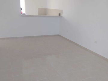 CASA EN VENTA EN SIAN KAAN IV EN ESQUINA, CON EXCEDENTE DE TERRENO, ESTRENA