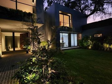 Casa en Venta en Jardines del Pedregal Álvaro Obregón