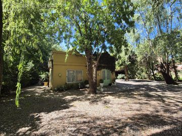 Casa PH  4 ambientes VENTA Canning