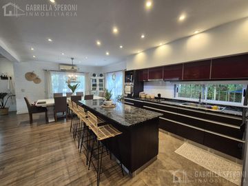 Casa PH  4 ambientes VENTA Canning