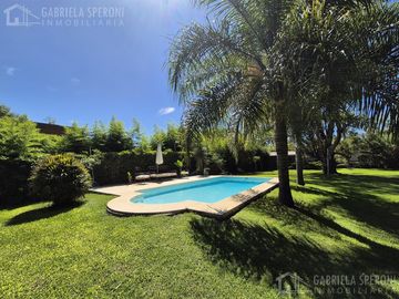 Casa PH  4 ambientes VENTA Canning