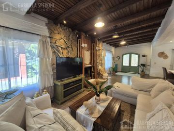 Casa PH  4 ambientes VENTA Canning