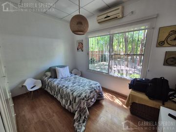 Casa PH  4 ambientes VENTA Canning