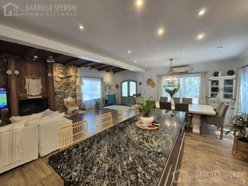 Casa PH  4 ambientes VENTA Canning