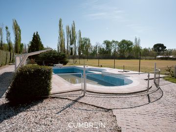 Importante propiedad de categoria en Villa 25 de Mayo