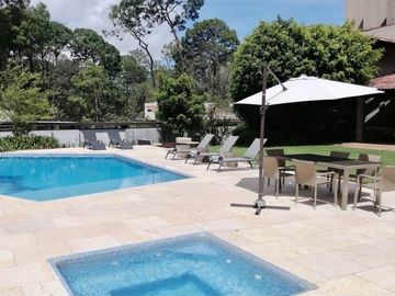 CASA AVANDRA, alberca , jacuzzi cancha de tennis