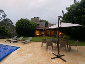 CASA AVANDRA, alberca , jacuzzi cancha de tennis