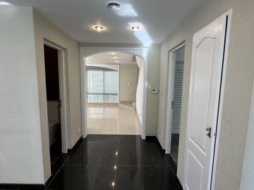 VENTA - Casa en Saint Thomas -Canning