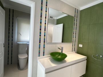 VENTA - Casa en Saint Thomas -Canning