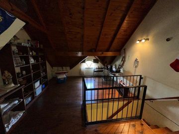 Venta Triplex en Zona Residencial de Monte Grande