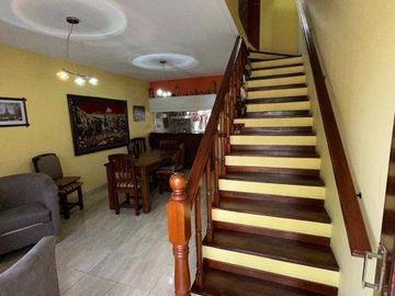 Venta Triplex en Zona Residencial de Monte Grande