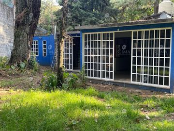Venta casa en San José de la Montaña, Huitzilac, Morelos - V357