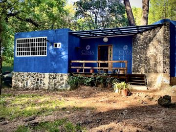 Venta casa en San José de la Montaña, Huitzilac, Morelos - V357