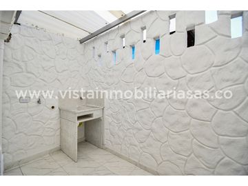 Venta Casa con Renta Sector La Enea, Manizales