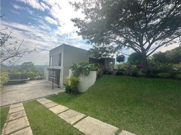 Venta de casa luxury en condominio Pance JM 8340963