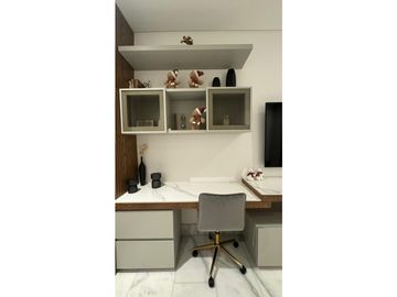 VENTA DE EXCLUSIVO APARTAMENTO EN BUEN SECTOR DE LACIUDAD