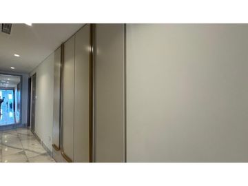 VENTA DE EXCLUSIVO APARTAMENTO EN BUEN SECTOR DE LACIUDAD