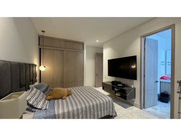 VENTA DE EXCLUSIVO APARTAMENTO EN BUEN SECTOR DE LACIUDAD