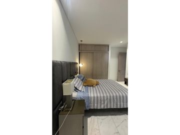 VENTA DE EXCLUSIVO APARTAMENTO EN BUEN SECTOR DE LACIUDAD
