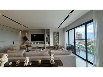 VENTA DE EXCLUSIVO APARTAMENTO EN BUEN SECTOR DE LACIUDAD