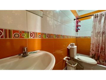 Casa trifamiliar en venta - Barrio Los Robles Palmira Valle Colombia