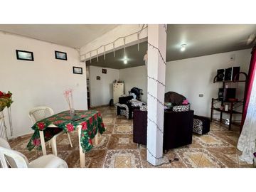 Casa trifamiliar en venta - Barrio Los Robles Palmira Valle Colombia