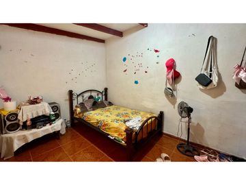 Casa trifamiliar en venta - Barrio Los Robles Palmira Valle Colombia