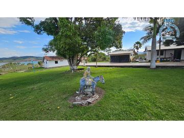 ref 971a lago calima/vendo casa campestre