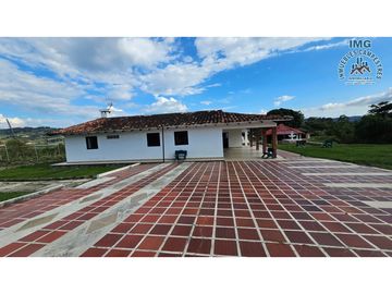ref 971a lago calima/vendo casa campestre