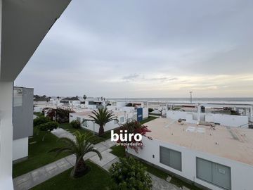 ¡OPORTUNIDAD!  CASA DE PLAYA EN VENTA  CON VISTA AL MAR, CALA DEL MAR, BUJAMA