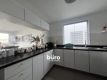 ¡OPORTUNIDAD!  CASA DE PLAYA EN VENTA  CON VISTA AL MAR, CALA DEL MAR, BUJAMA