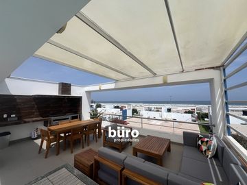 ¡OPORTUNIDAD!  CASA DE PLAYA EN VENTA  CON VISTA AL MAR, CALA DEL MAR, BUJAMA