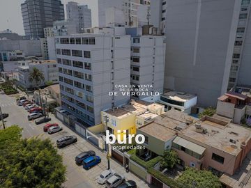 CASA EN VENTA A POCOS PASOS DE LA  PASTELERIA SAN ANTONIO MAGDALENA