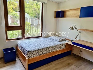 DEPARTAMENTO CON JARDIN, ALTO LAS CONDES/ LO MATTA