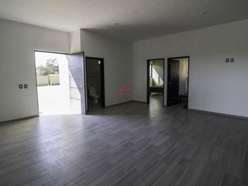 TERRAZA EN VENTA EN COLINAS DEL MARTEL, ZAPOPAN