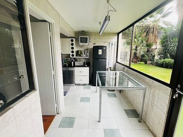 DEPARTAMENTO CASA CON JARDÍN/RAÚL LABBÉ