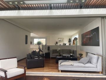 Espectacular casa en renta en Lomas Country