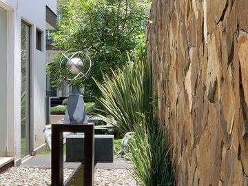 Espectacular casa en renta en Lomas Country
