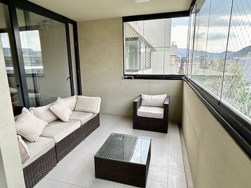 DUPLEX CON GRAN AZOTEA/ PORTAL LA DEHESA