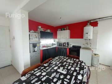 Casa 2 dormitorios en  Pérez