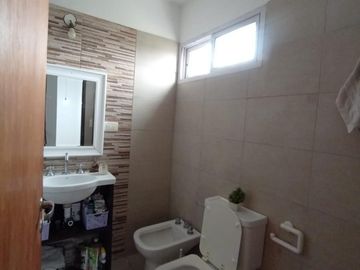 Casa 2 dormitorios en  Pérez