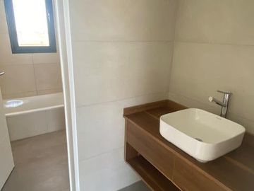 CASA EN VENTA EN BARRIO PUERTOS - RIBERAS- MAROTO PROPIEDADES