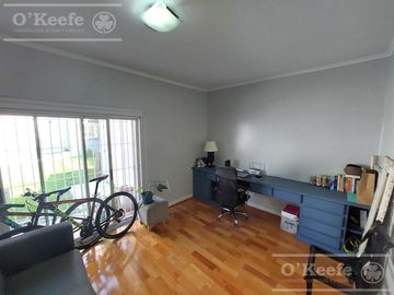 Casa 5 ambientes en Quilmes -Apto credito