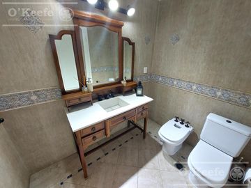 Casa 5 ambientes en Quilmes -Apto credito