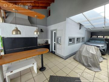 Casa 5 ambientes en Quilmes -Apto credito