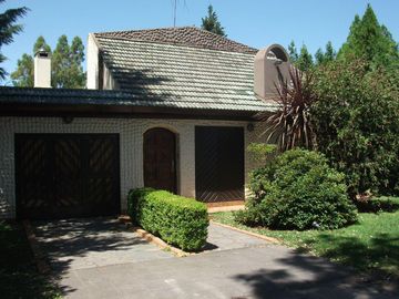 CASA EN VENTA 4AMB - C/ PARRILLA -  COUNTRY CLUB VENADO 2 - CANNING  - RETASADA!!!