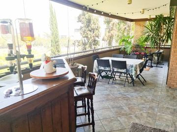 EXCLUSIVO DEPARTAMENTO CON JARDIN EN LO CURRO